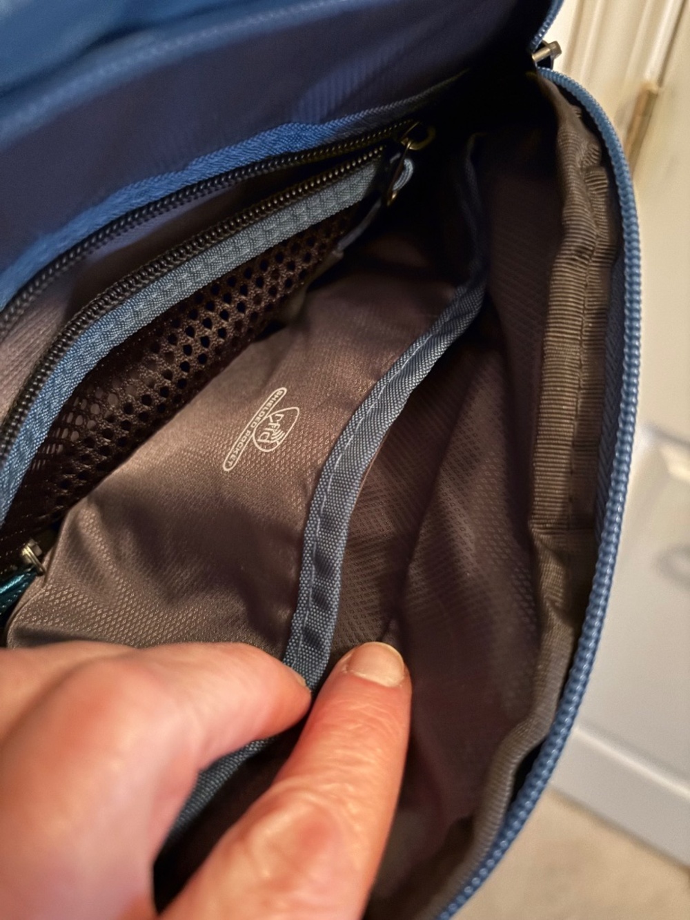 Teal Travelon Crossbody Bag - Picture 4 of 8
